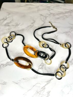 Vintage Black Tortoise Resin Ring Circle Loops Artsy Statement Necklace 20”